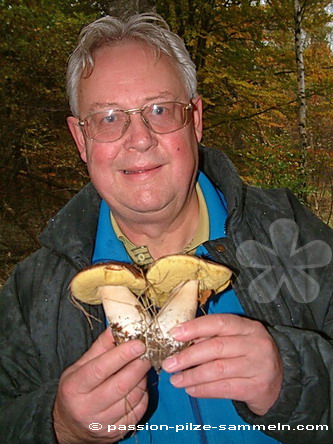 Foto rechts: Dieter Sdun aus Dornstedt bei Querfurt/Sachsen-Anh. zeigt ...