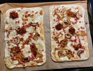 Flammkuchen mit Pilzen; Foto Martina 14.9.26