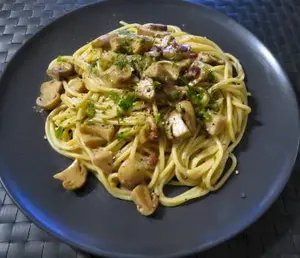 Spaghetti mit Pilzen; Foto Michael 24.10.25