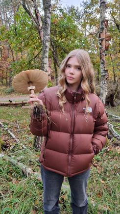 Charlotte mit Parasol; Foto Jörn 12.11.23