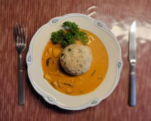 Knödel Pilzsauce Benny 21.10.22