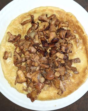 Pfannkuchen mit reichlich Pfifferlingen; Foto Petra 6.9.25