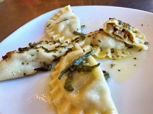 Ravioli mit Krauser Glucke und einer 