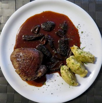 Rinderfilet mit Spitzmorcheln; Foto © Michael 12.2.24