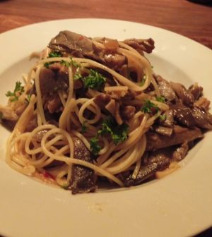 Austernpilzgericht; Foto Marco 22.12.25