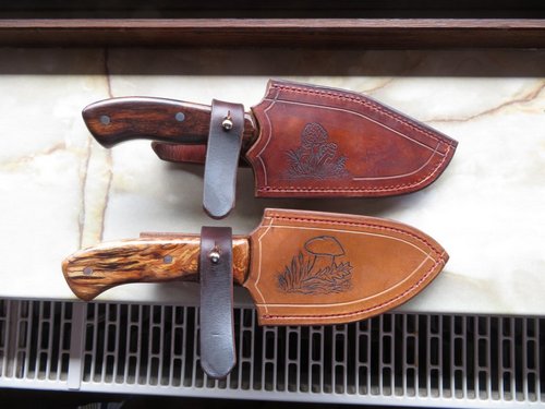 Messer für Markus und Thomas; Foto © Michael 24.8.23 Messer für Markus und Thomas; Foto © Michael 24.8.23